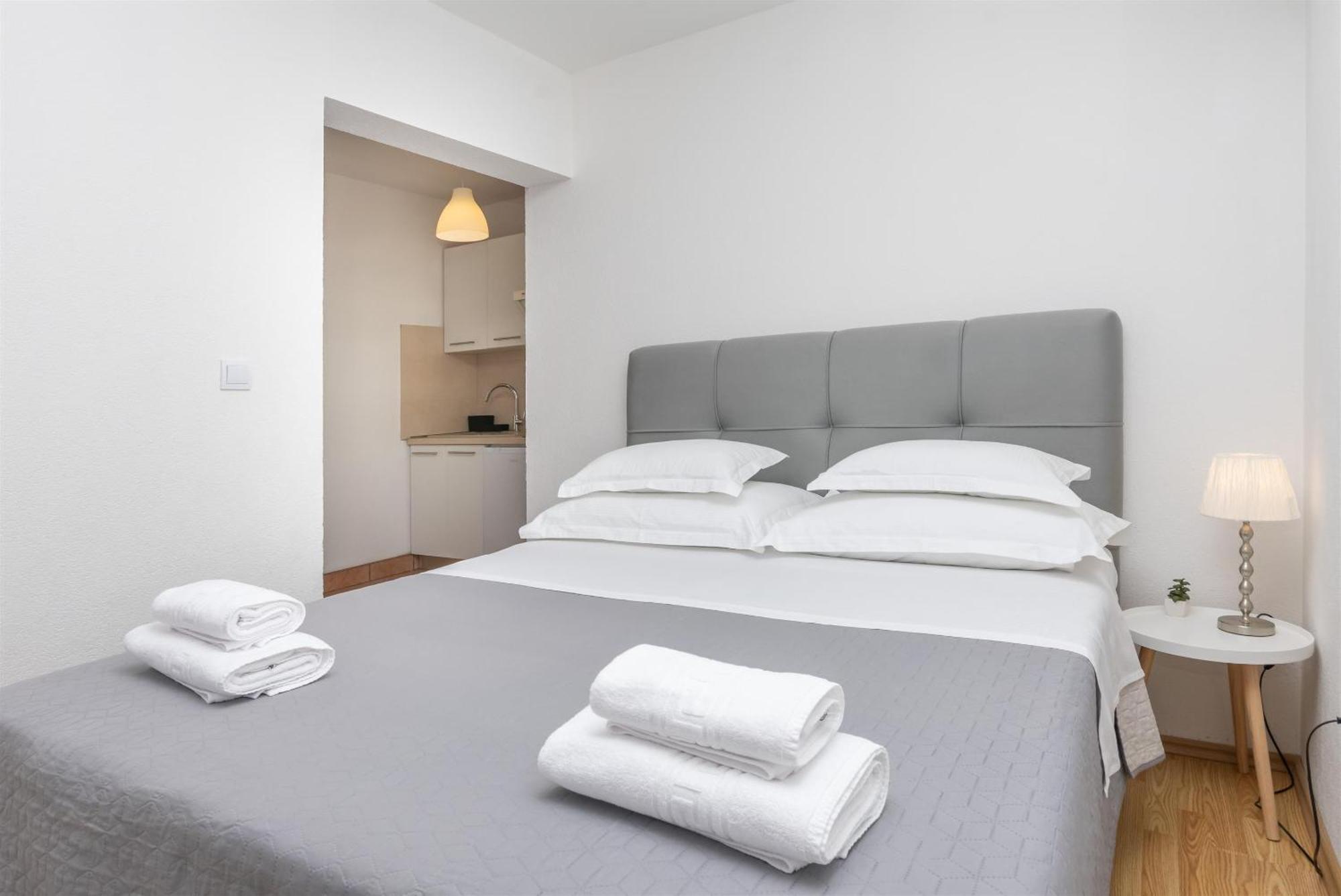 Apartments Marijo Baška Voda المظهر الخارجي الصورة