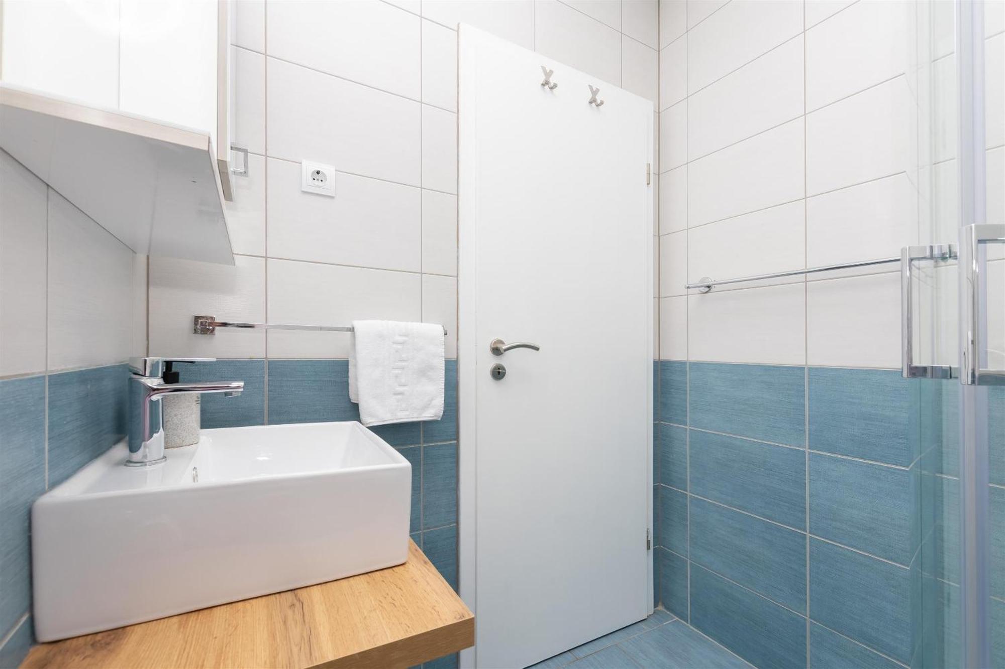 Apartments Marijo Baška Voda المظهر الخارجي الصورة
